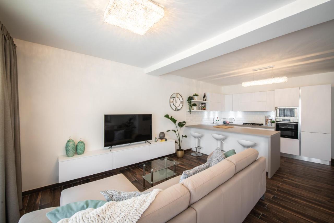 Electra Residence - Luxury Central Beachview Apartment Marsalforn Eksteriør bilde