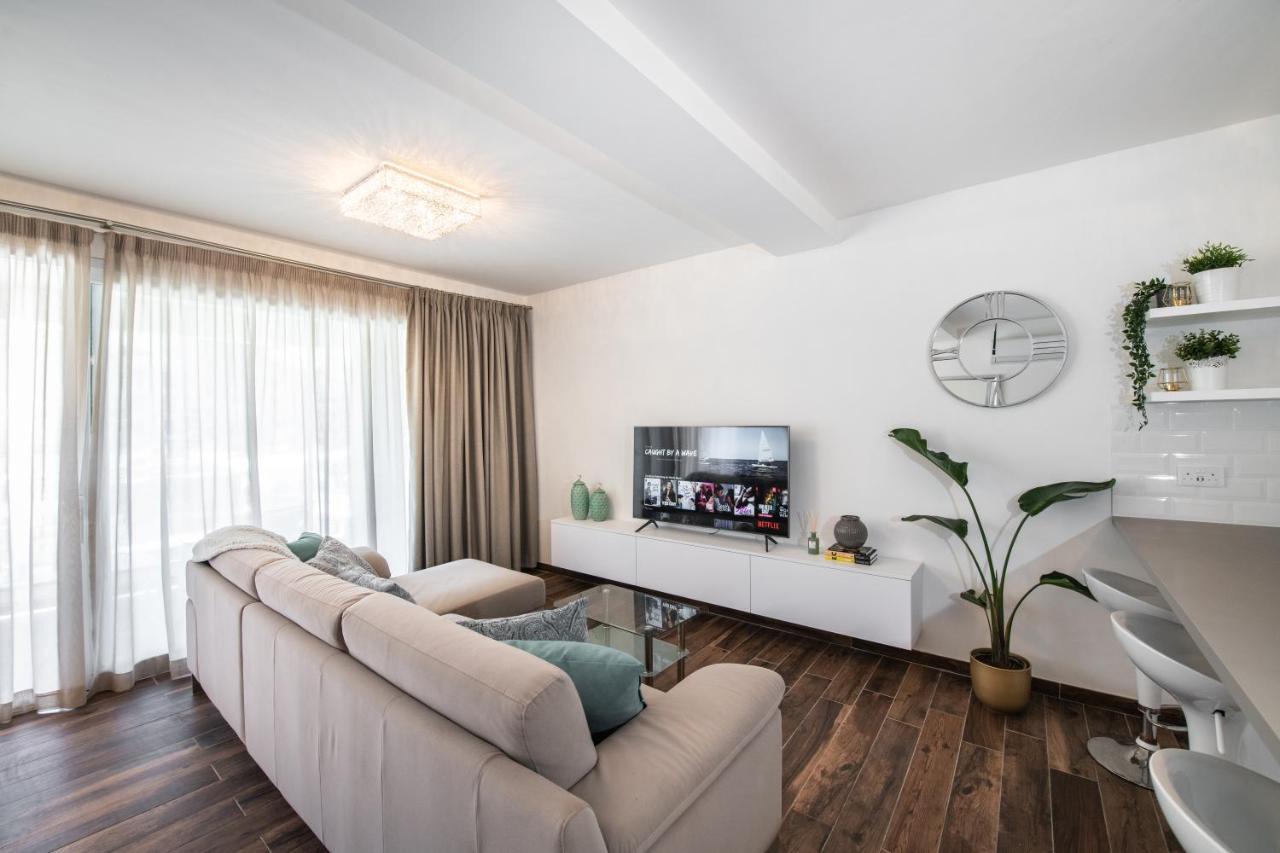 Electra Residence - Luxury Central Beachview Apartment Marsalforn Eksteriør bilde