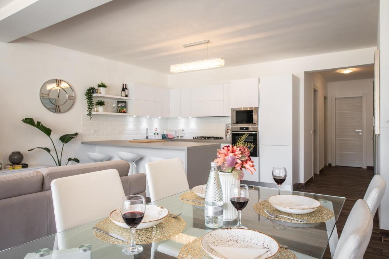 Electra Residence - Luxury Central Beachview Apartment Marsalforn Eksteriør bilde