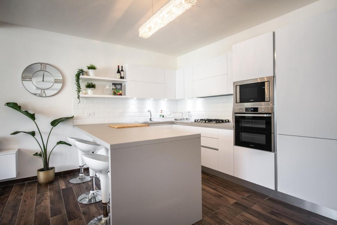 Electra Residence - Luxury Central Beachview Apartment Marsalforn Eksteriør bilde